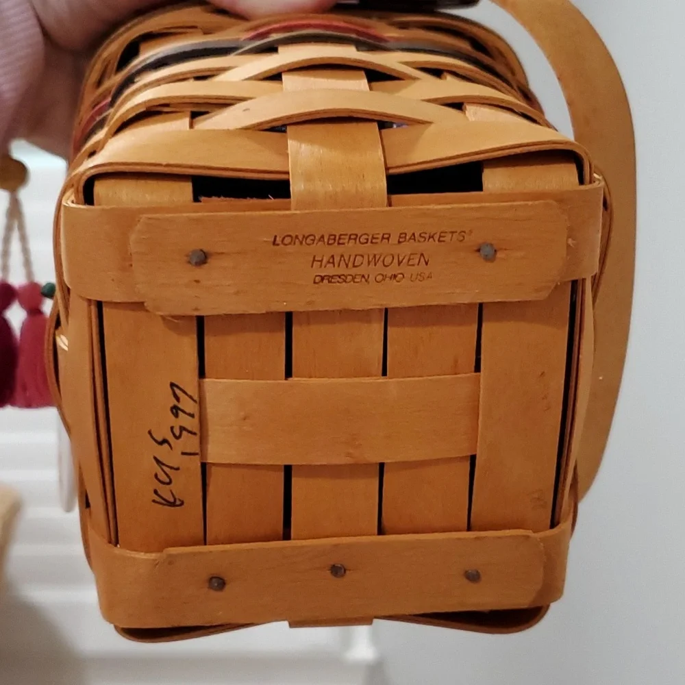 Longaberger 1997 Bee Basket Liner Tie-on & Protector Set